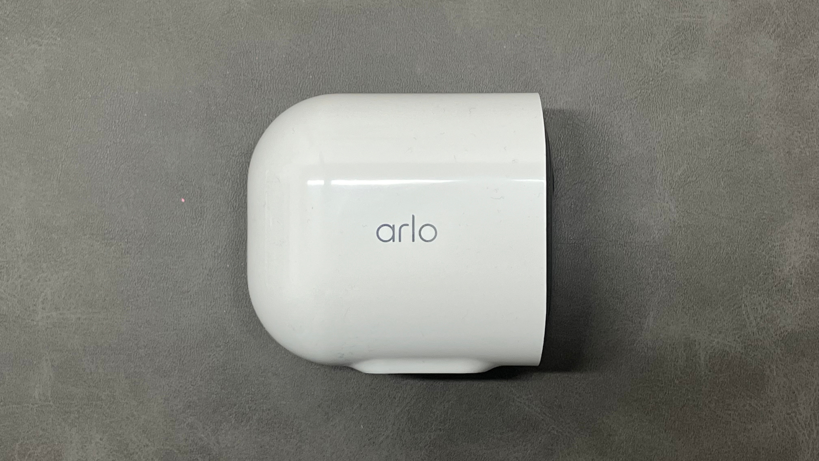 Arlo Pro 5S 2Kレビュー】超鮮明に映るコードレスな見守りカメラ